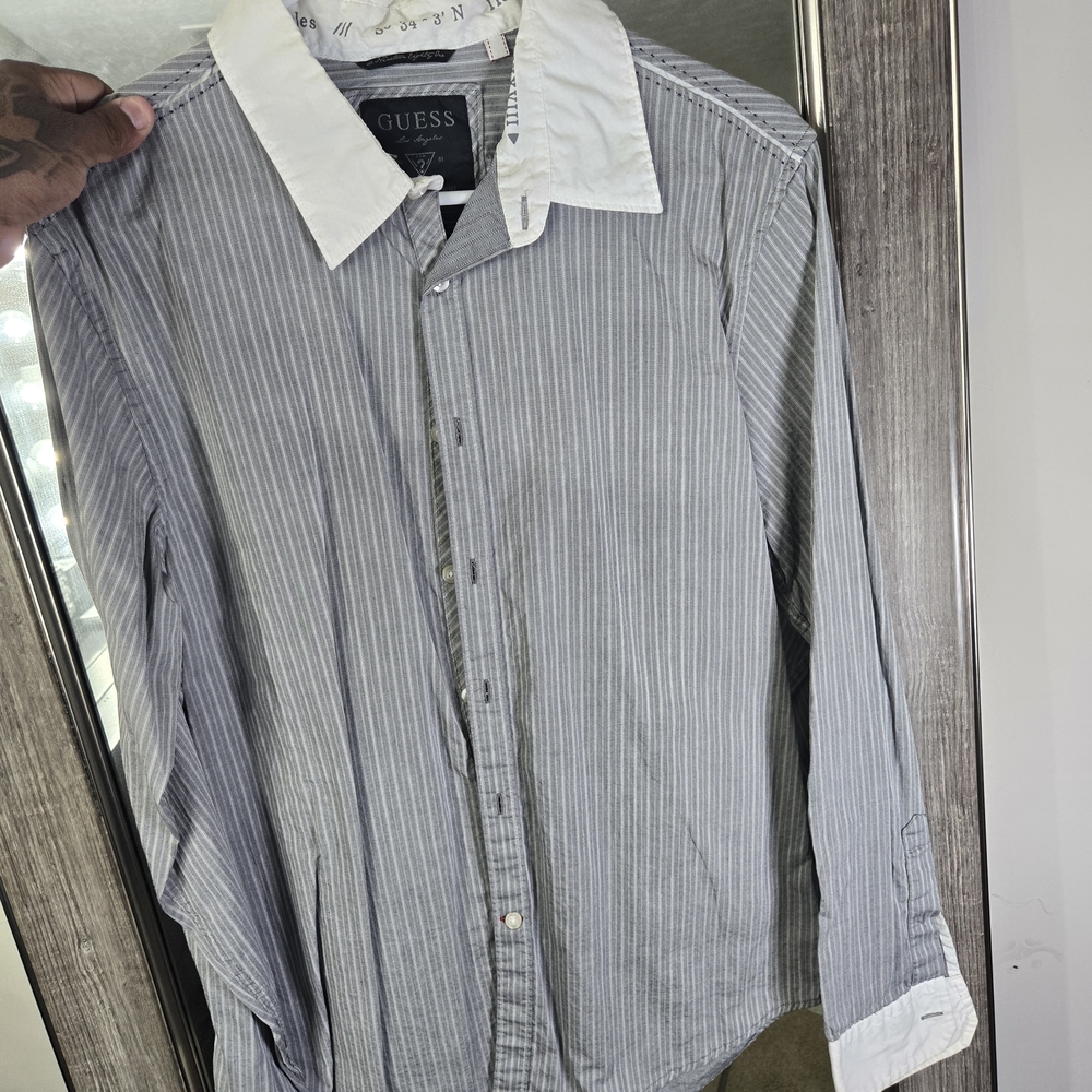 GUESS Men's White-Collared Gray Striped Shirt